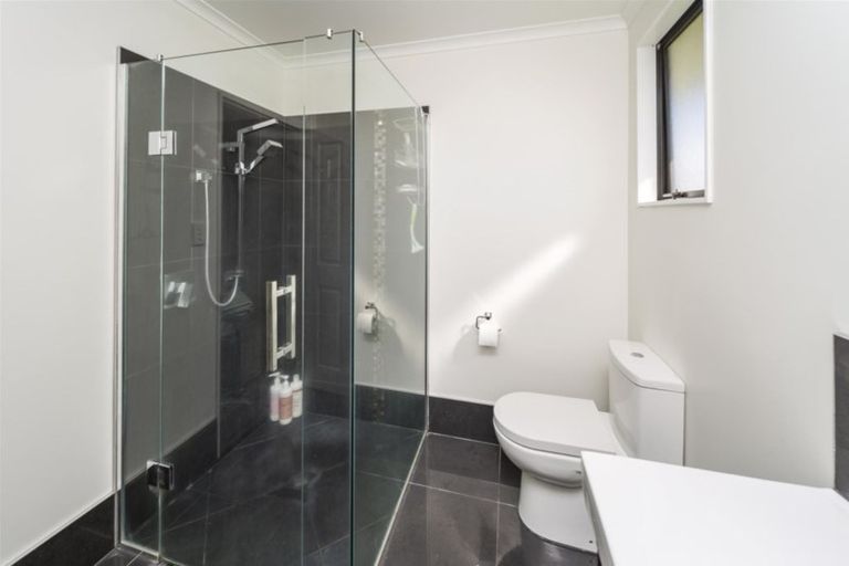 Photo of property in 5 Reremoana Close, Hawera, 4610