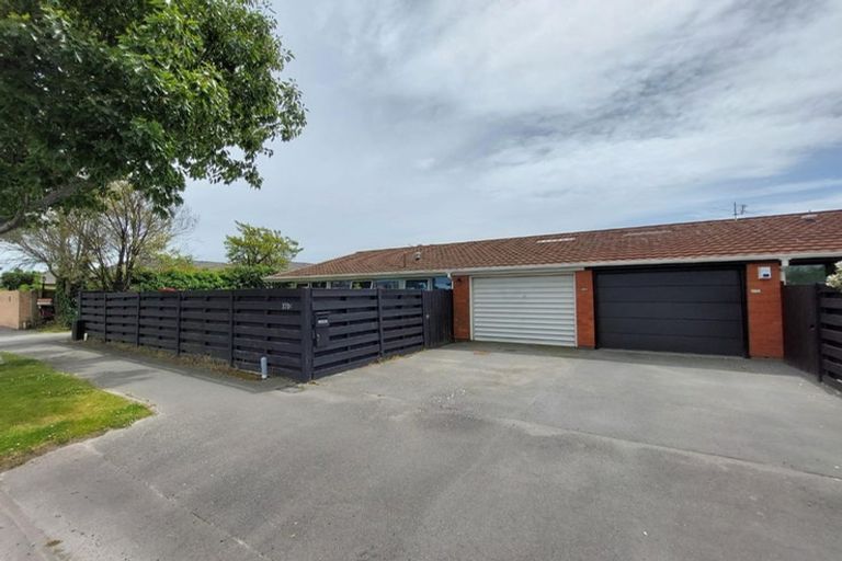 Photo of property in 370c Yaldhurst Road, Russley, Christchurch, 8042
