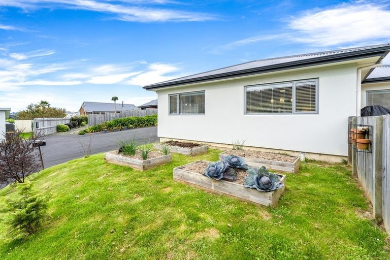 Photo of property in 6 Glendermid Close, Sawyers Bay, Port Chalmers, 9023
