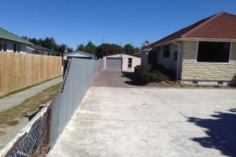 Photo of property in 19 Kaplan Avenue, Islington, Christchurch, 8042
