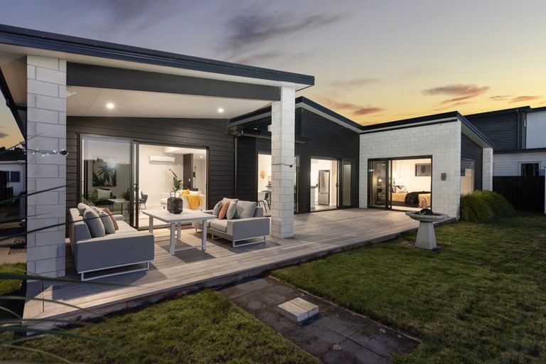 Photo of property in 34 Double Bay Road, Pyes Pa, Tauranga, 3112