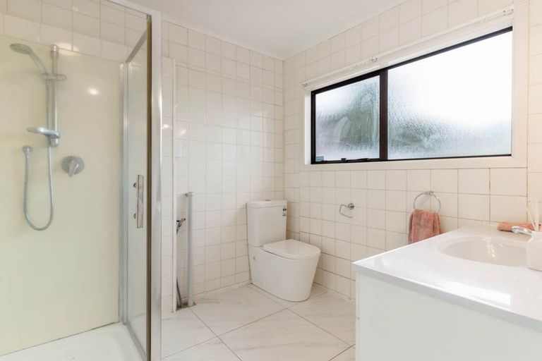 Photo of property in 1/11 Richard Avenue, Bucklands Beach, Auckland, 2014