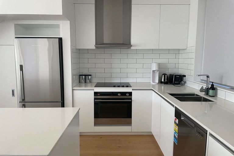 Photo of property in 13/80 Seatoun Heights Road, Seatoun, Wellington, 6022