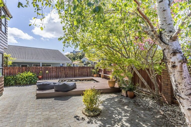 Photo of property in 2/42 Spyglass Lane, Whitby, Porirua, 5024