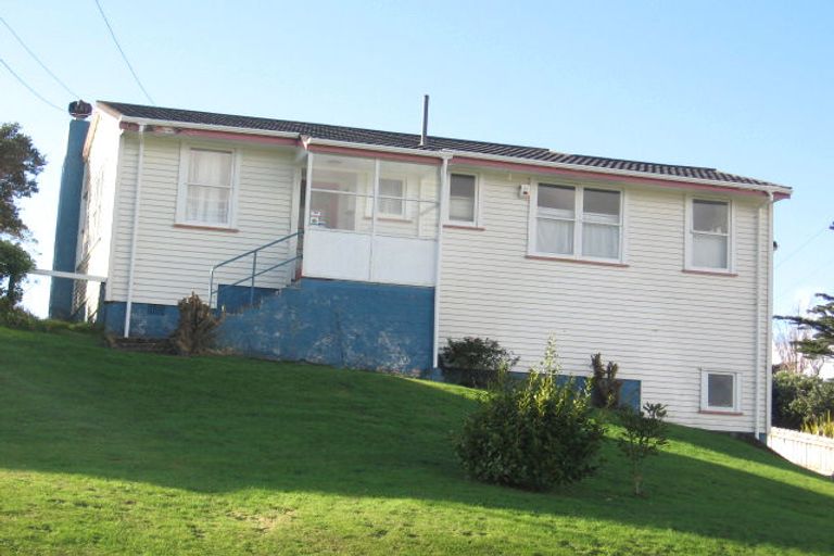 Photo of property in 13 Whenua View, Titahi Bay, Porirua, 5022