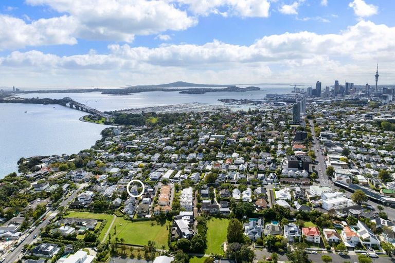 Photo of property in 1/40 Wallace Street, Herne Bay, Auckland, 1011