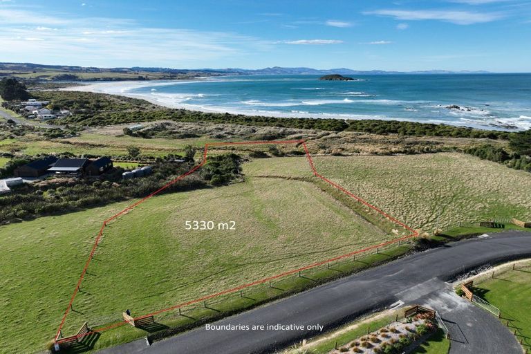 Photo of property in 11 Otuarae Drive, Taieri Beach, 9091