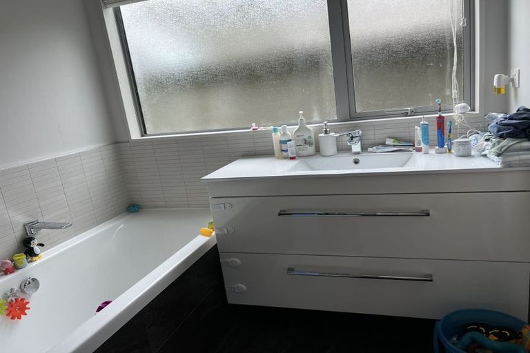 Photo of property in 91a Hebron Road, Waiake, Auckland, 0630