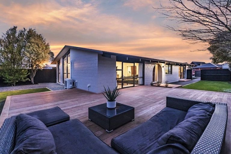 Photo of property in 12 Westfield Avenue, Templeton, Christchurch, 8042