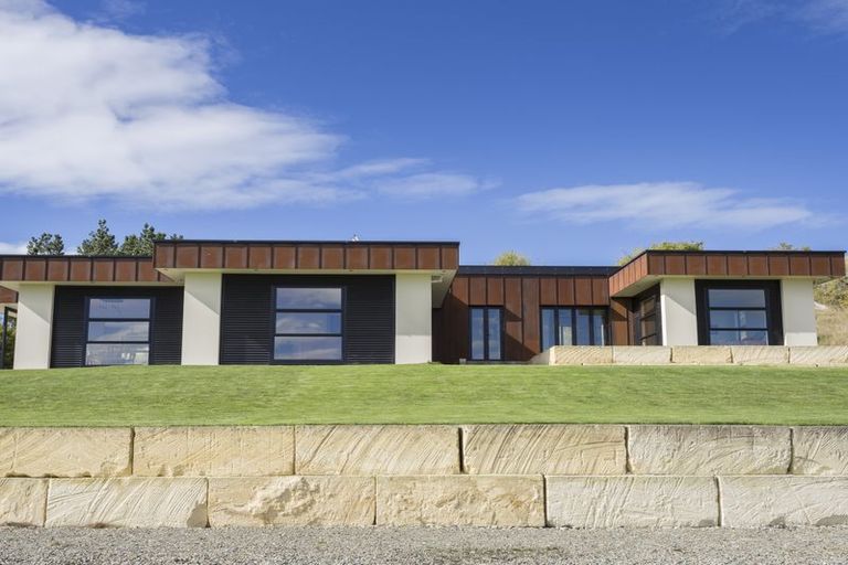 Photo of property in 81 Browns Road, Alma, Oamaru, 9491