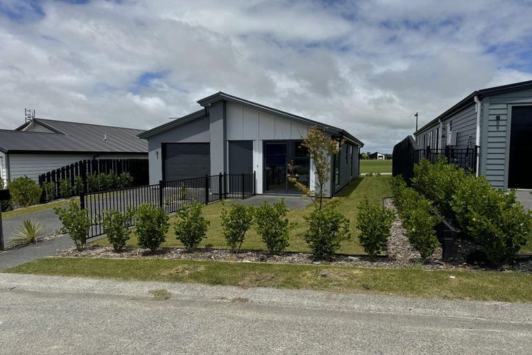 Photo of property in 8 Waipapa Way, Te Kauwhata, 3710