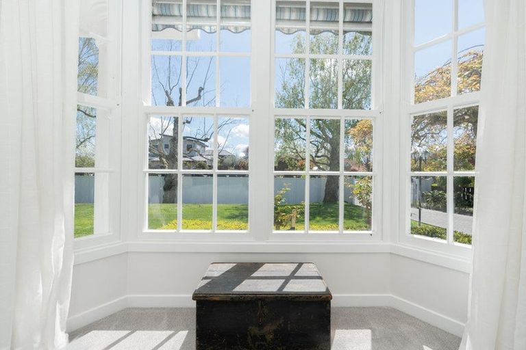 Photo of property in 10 Woodstock Road, Fairfield, Hamilton, 3214