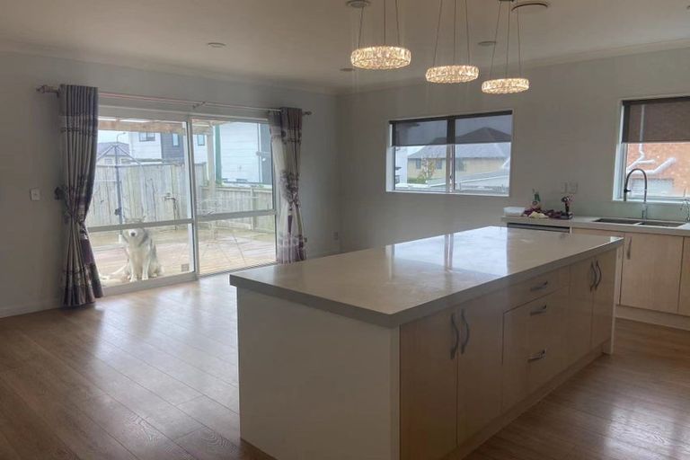 Photo of property in 67 Rosewell Crescent, Flat Bush, Auckland, 2019