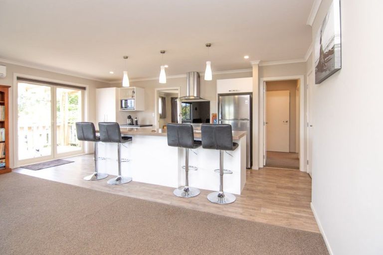 Photo of property in 9 Ruapehu Drive, Fitzherbert, Palmerston North, 4410