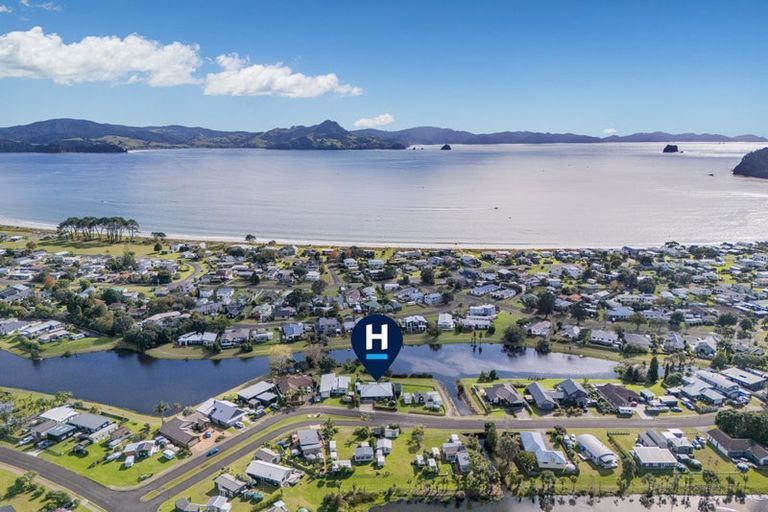 Photo of property in 28 Motukorure Parade, Cooks Beach, Whitianga, 3591