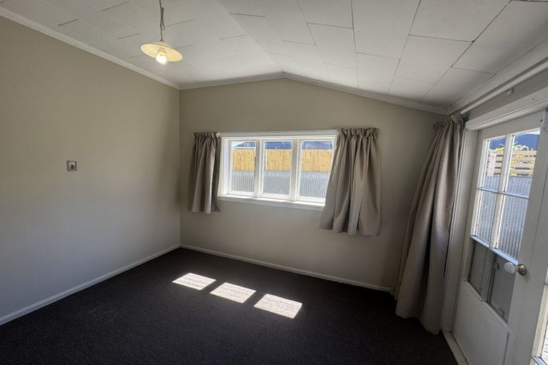 Photo of property in 2 Percy Street, Phillipstown, Christchurch, 8011