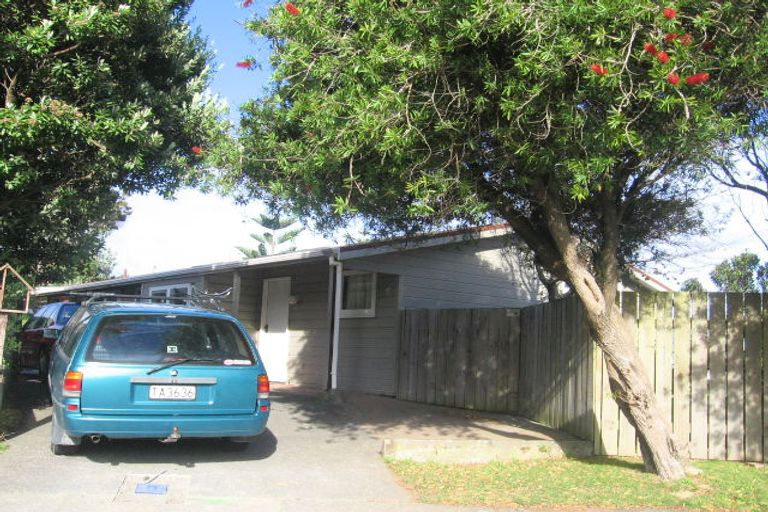 Photo of property in 31 Annan Grove, Papakowhai, Porirua, 5024