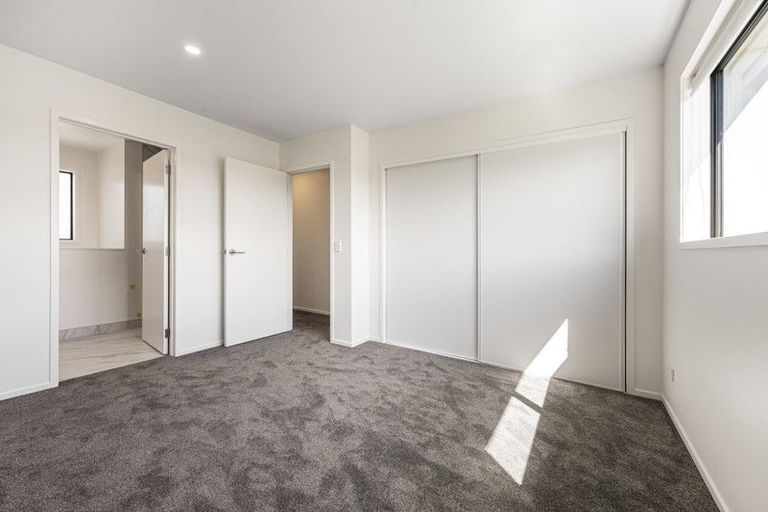 Photo of property in 5/59 Matipo Road, Te Atatu Peninsula, Auckland, 0610