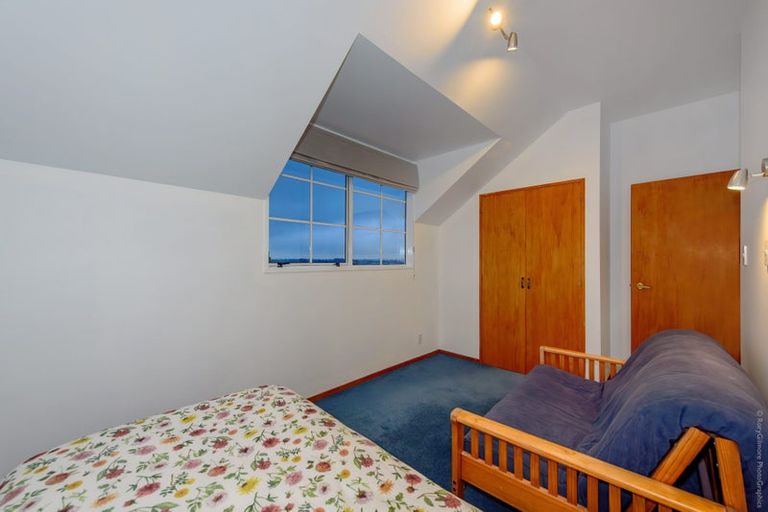 Photo of property in 411 Cashmere Road, Westmorland, Christchurch, 8025