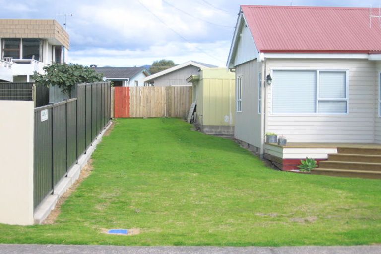 Photo of property in 303b Beach Road, Whangamata, 3620