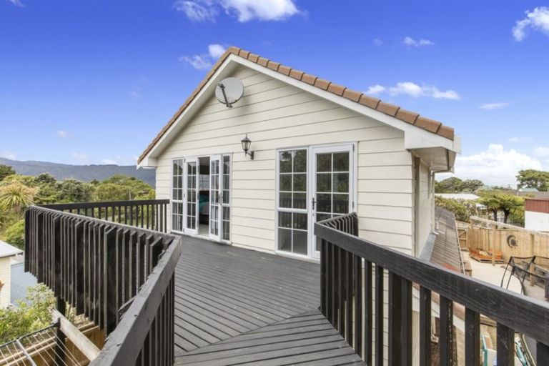 Photo of property in 21 Gainsborough Grove, Belmont, Lower Hutt, 5010