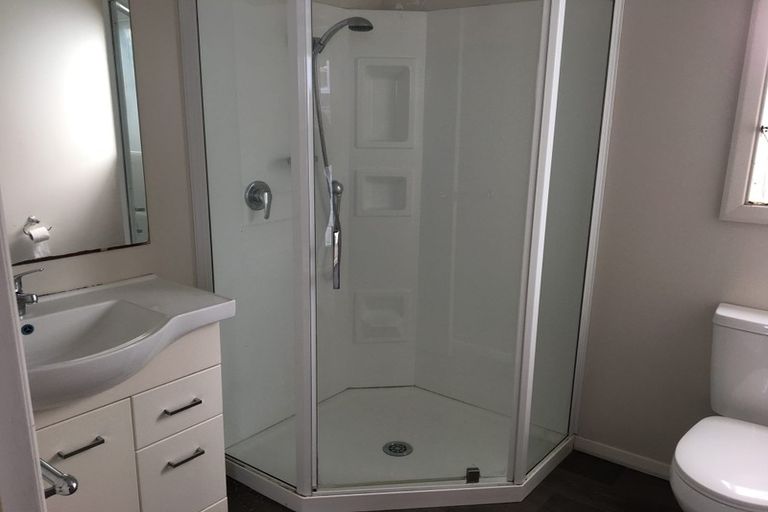 Photo of property in 37 Riddlers Crescent, Petone, Lower Hutt, 5012