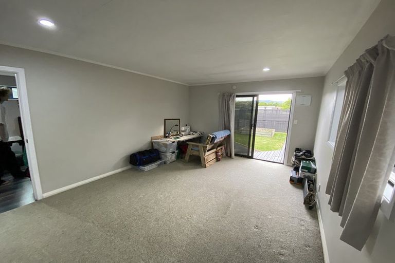 Photo of property in 6 Doon Street, Vauxhall, Dunedin, 9013