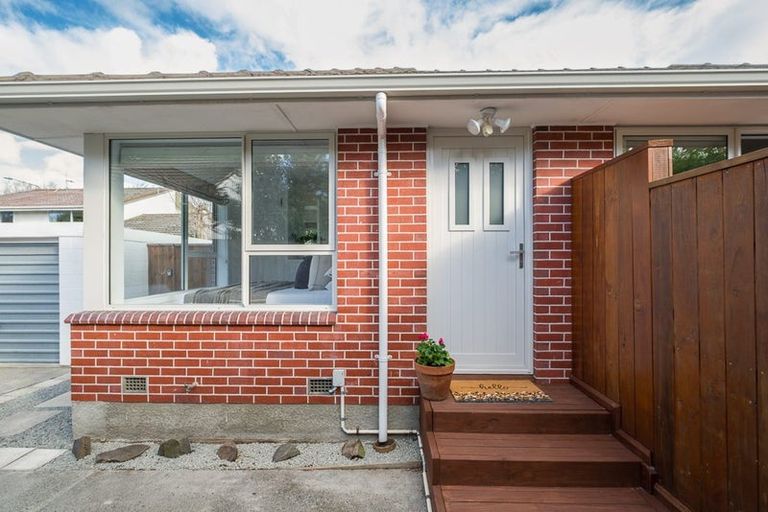 Photo of property in 2/131 Springfield Road, St Albans, Christchurch, 8014