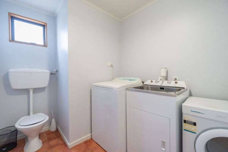 Photo of property in 213 Milford Road, Te Anau, 9600