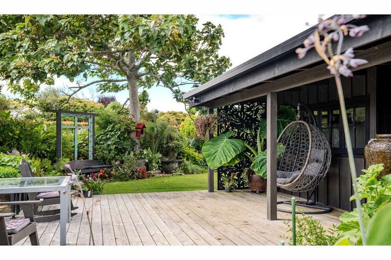 Photo of property in 17 Pickmere Lane, Kerikeri, 0230