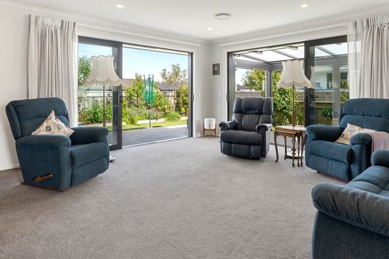 Photo of property in 13 Mellifera Place, Richmond, 7020