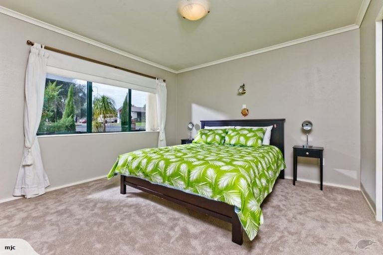 Photo of property in 26 Adelphi Place, Albany, Auckland, 0632