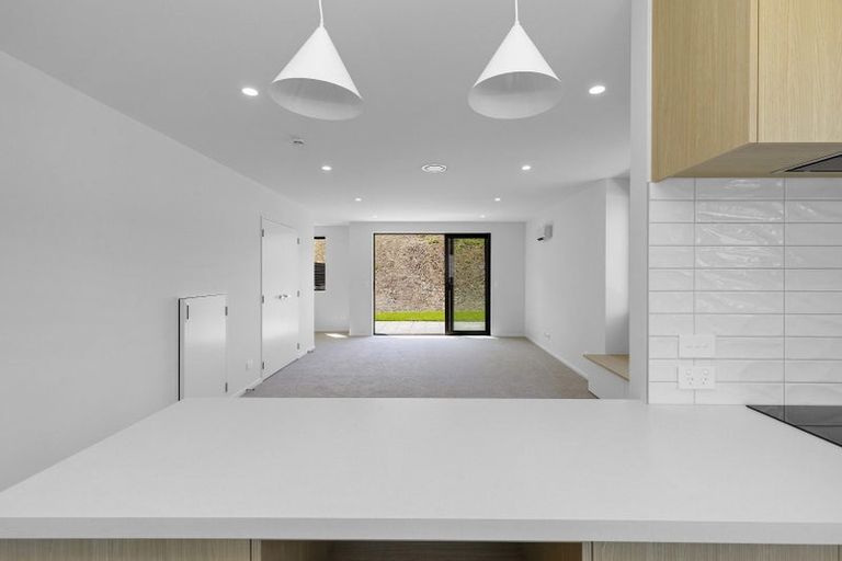 Photo of property in 39 Turtleback Avenue, Whitby, Porirua, 5024