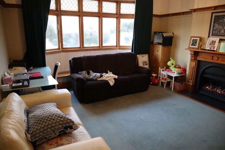 Photo of property in 40 Hawker Street, Mount Victoria, Wellington, 6011