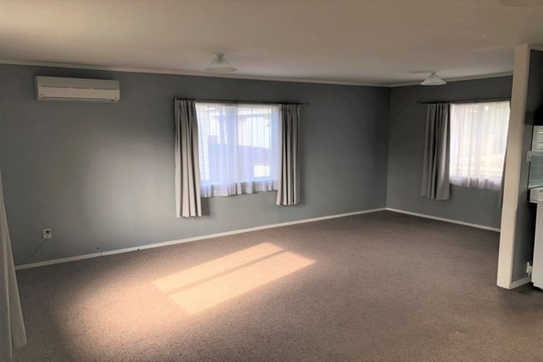 Photo of property in 86a Kahikatea Drive, Melville, Hamilton, 3206