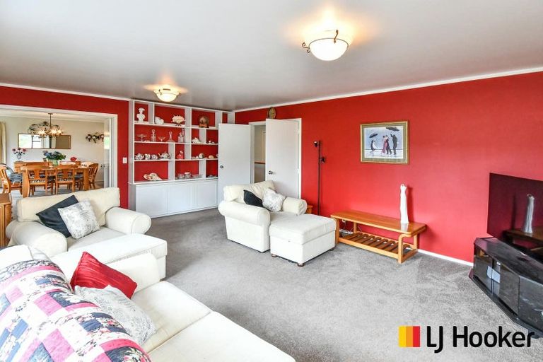 Photo of property in 33 Peretao Rise, The Gardens, Auckland, 2105
