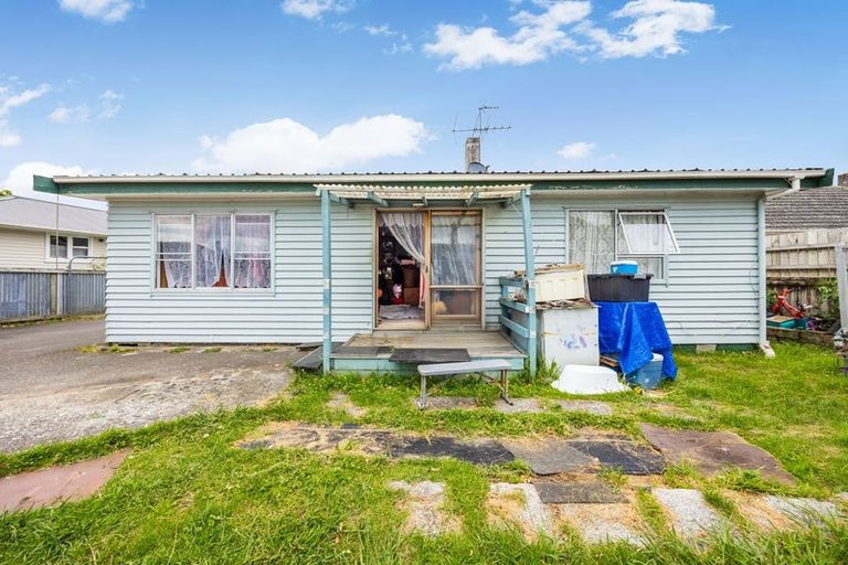 Photo of property in 84 Vine Street, Mangere East, Auckland, 2024