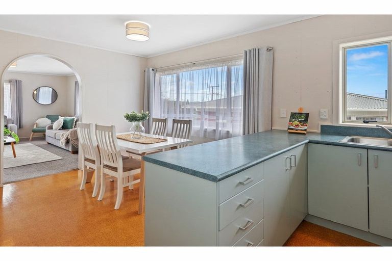 Photo of property in 2/28 Three Mile Bush Road, Te Kamo, Whangarei, 0112