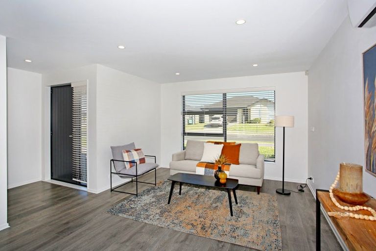 Photo of property in 14 Olivia Road, Pukekohe, 2120