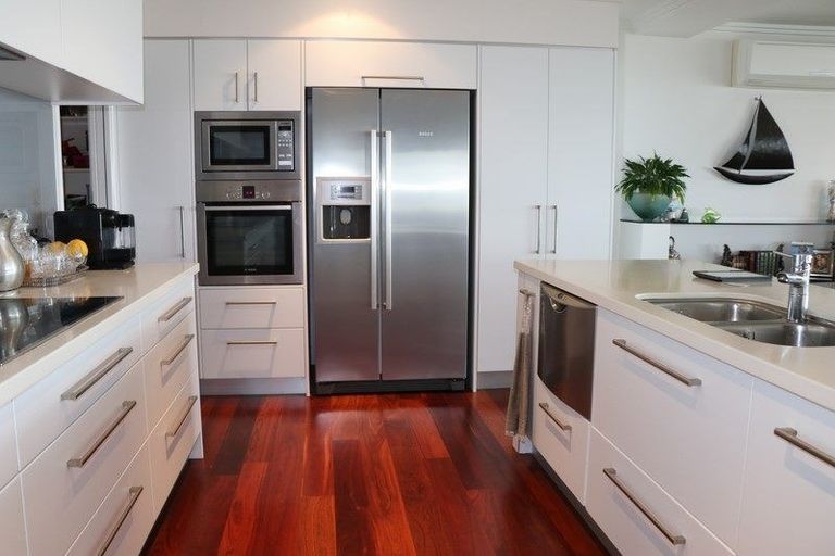 Photo of property in 1/104 Harbour Drive, Otumoetai, Tauranga, 3110