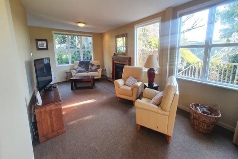 Photo of property in 42 Virginia Road, Saint Johns Hill, Whanganui, 4500