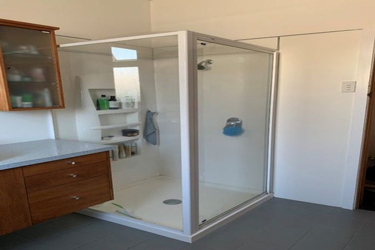 Photo of property in 15 Tregarth Street, Saint Johns Hill, Whanganui, 4501