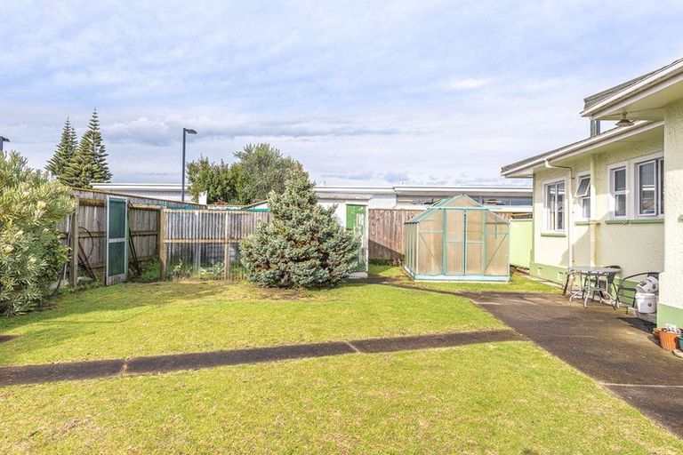 Photo of property in 48 Abbot Street, Gonville, Whanganui, 4501