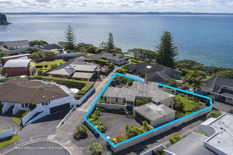Photo of property in 12 Pacific Parade, Army Bay, Whangaparaoa, 0930
