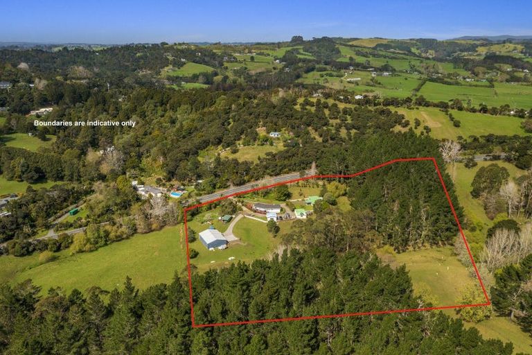 Photo of property in 336 Muriwai Road, Waimauku, 0881