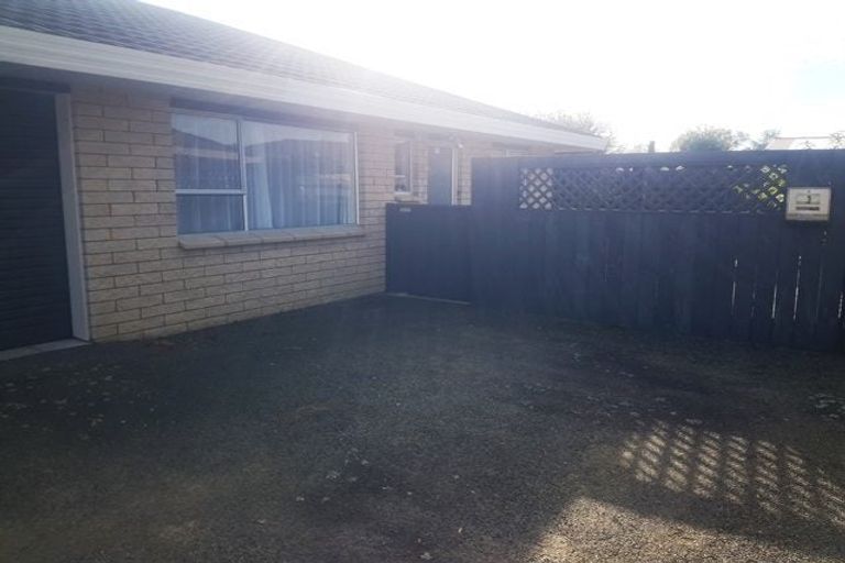 Photo of property in 3/99 Vogel Street, Roslyn, Palmerston North, 4414