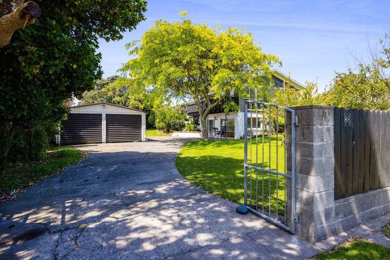 Photo of property in 86 Blake Street, Waitara, 4320
