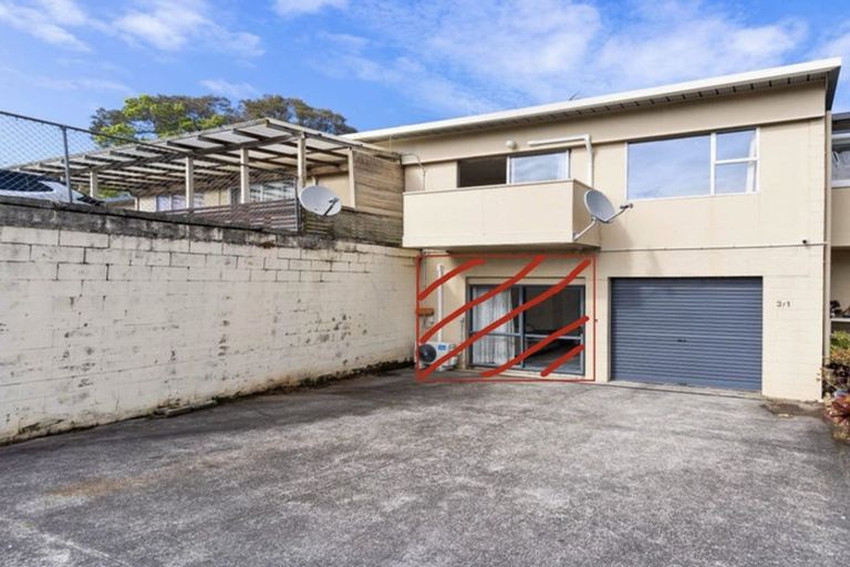 Photo of property in 3/1 Botany Road, Howick, Auckland, 2010