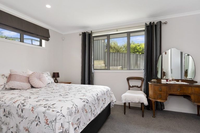 Photo of property in Waterview Estate, 32/4 Greystone Place, Omokoroa, 3114