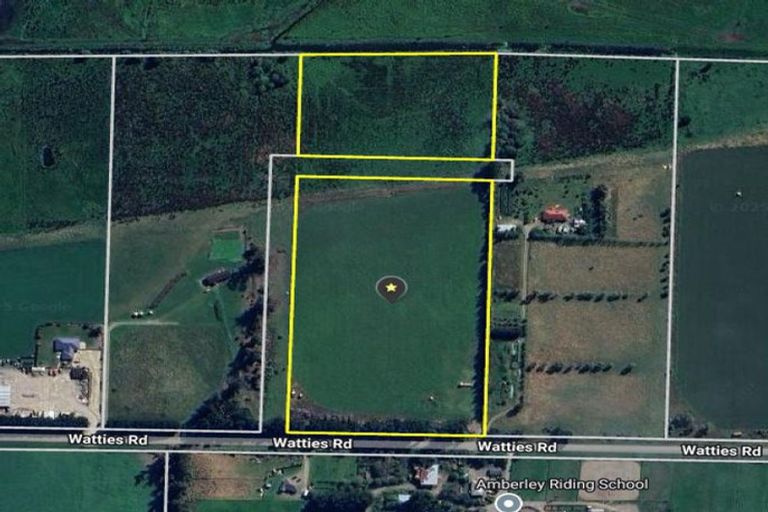 Photo of property in 64 Watties Road, Amberley, 7482